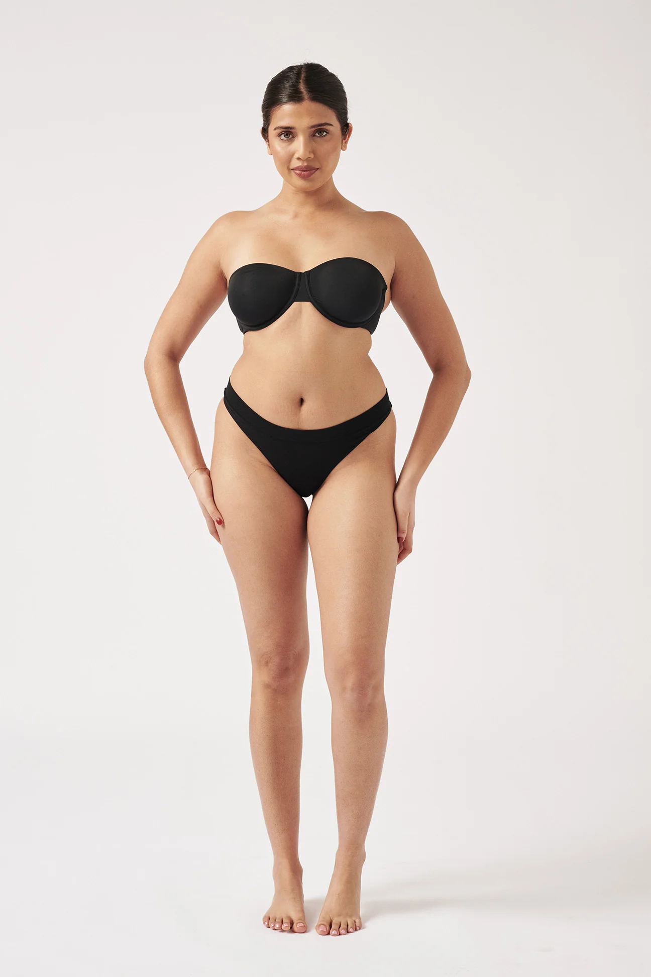 The Strapless - Black - Image 4