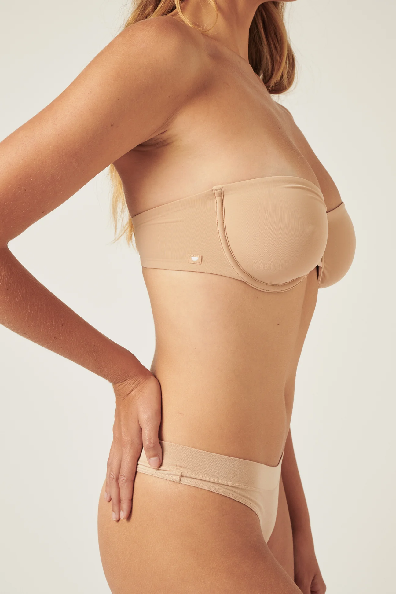 The Strapless Bra - Sand - Image 3